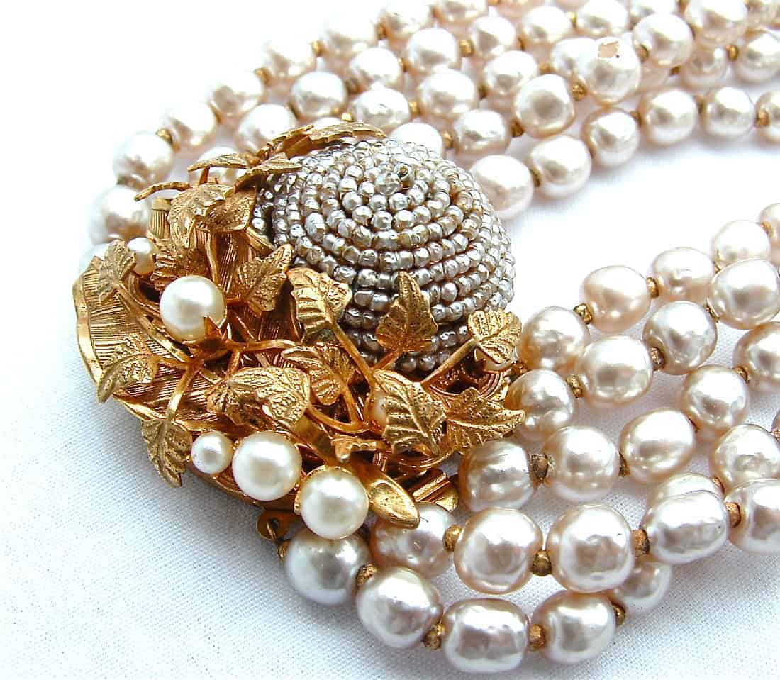 25 Gorgeous Gift Ideas Made With Thrift Shop Items 25 Gorgeous Gift Ideas Made With Thrift Shop Items