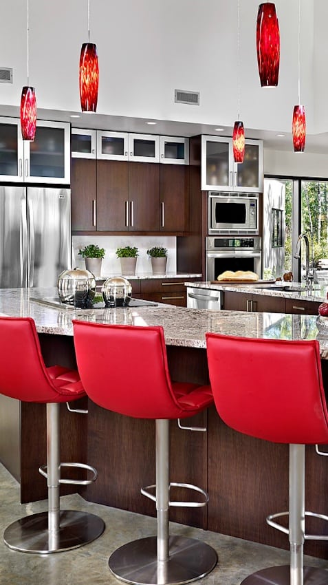 X Ways to Add a Splash of 1950's Diner to Your Kitchen X Ways to Add a Splash of 1950's Diner to Your Kitchen